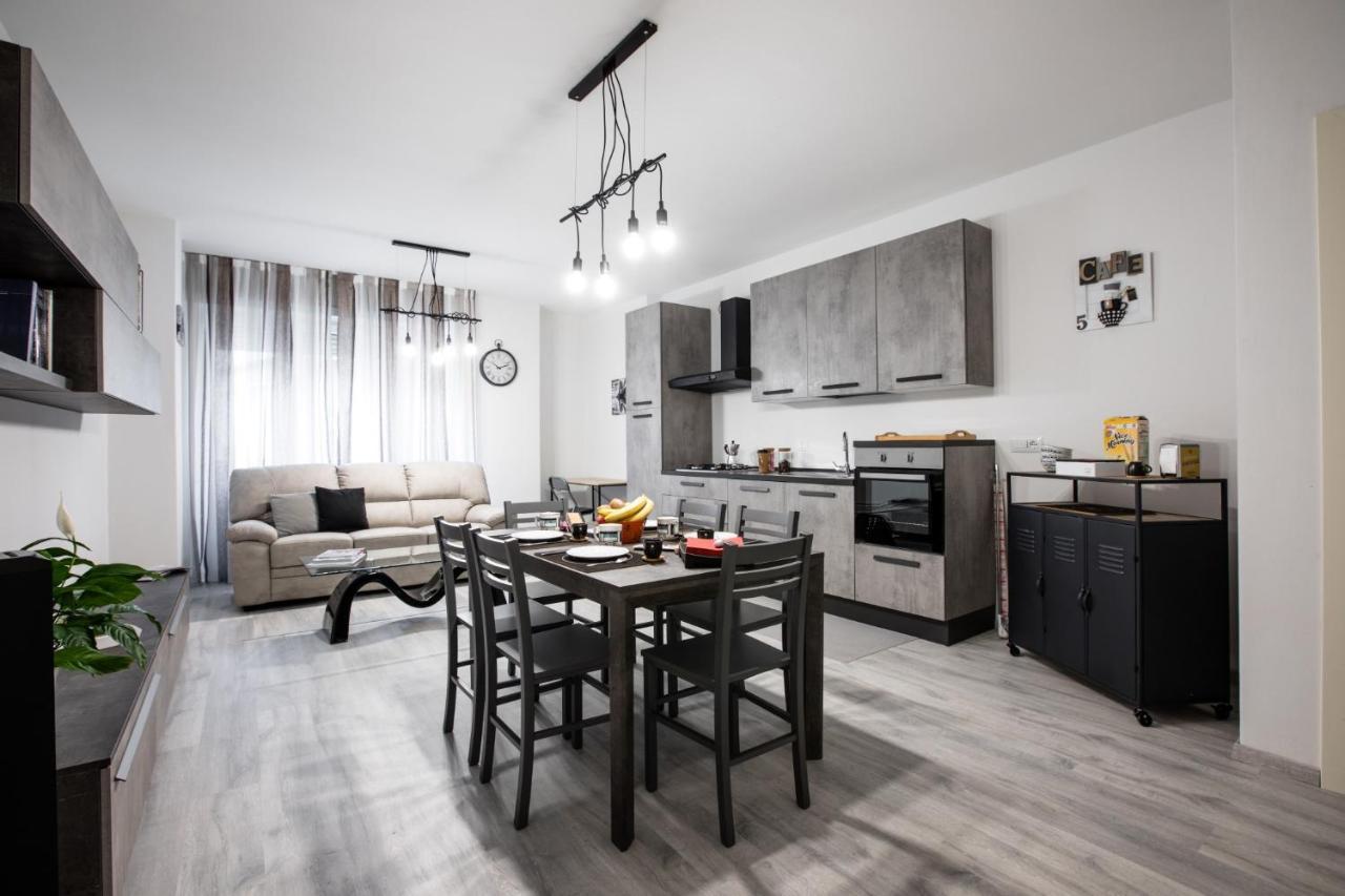B&B Dal Moro ซอนดริโอ ภายนอก รูปภาพ